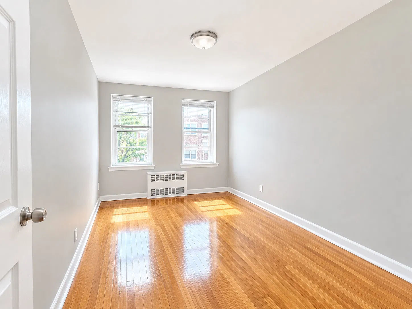 2 bed, 1000 sqft, $2,800 — Photo 2