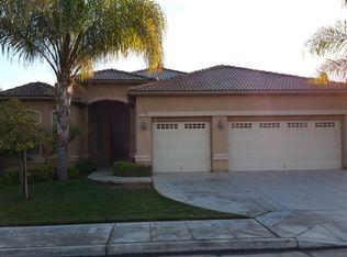 2243 S Bundy Dr, Fresno, CA 93727