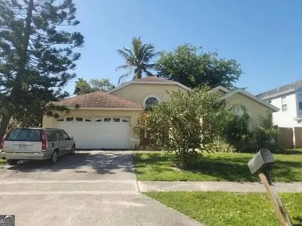 8 Meadows Park Ln, Boynton Beach, FL 33436