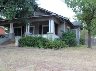 106 W Broadway St, Big Sandy, TX 75755