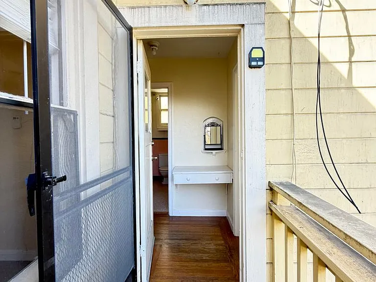 1215 Park Street — Photo 17