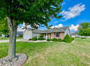 4038 Deer Xing, Janesville, WI 53546