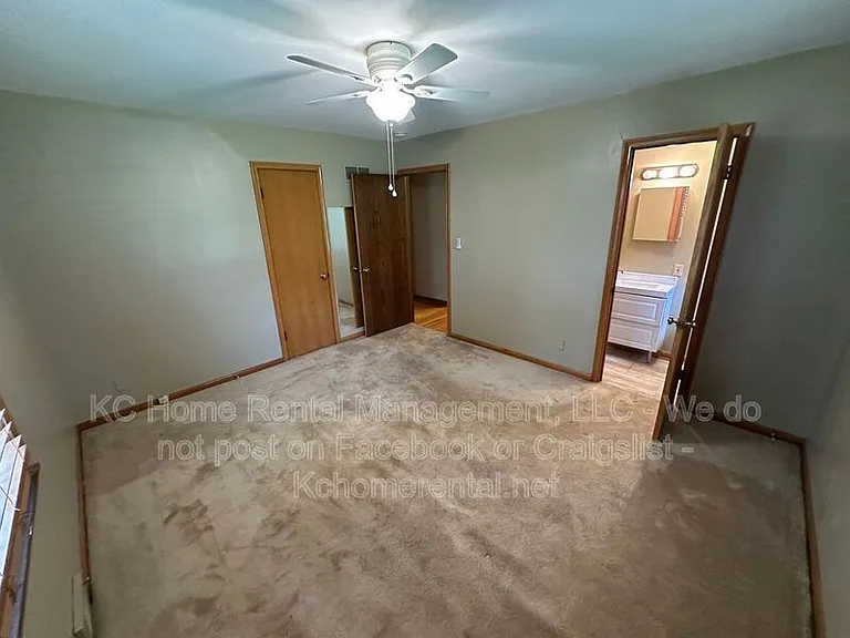 5423 Ballentine St — Photo 22