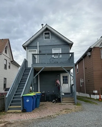Building Photo 4