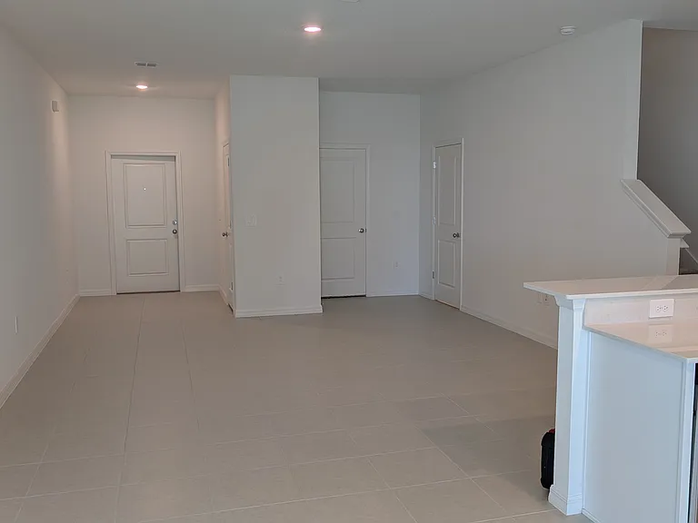17247 Southern Haven Dr — Photo 4