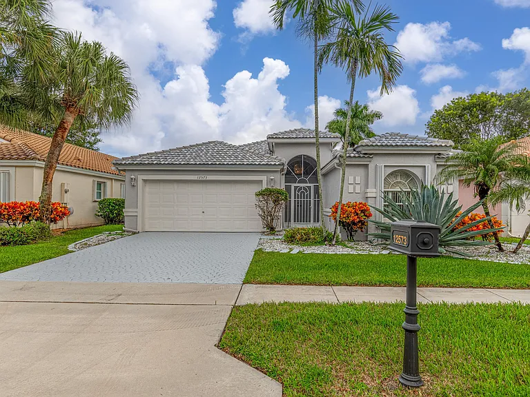 12573 Coral Lakes Dr — Photo 2