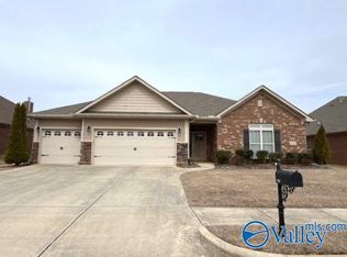 410 Creekwater Cir NW, Madison, AL 35757
