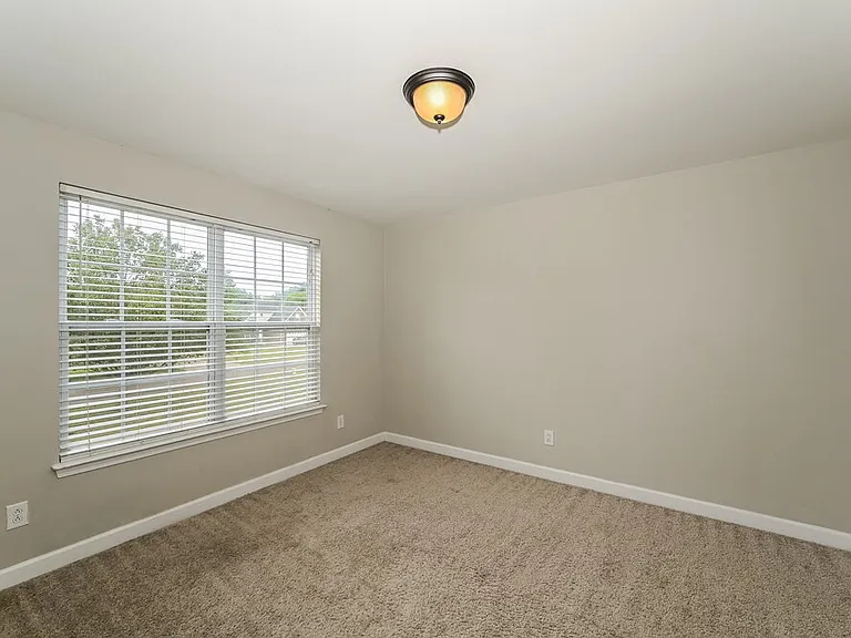 1120 Tiger Woods Way — Photo 9