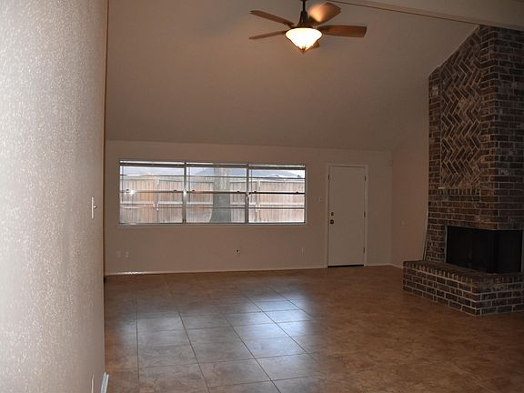 4th image of 2418 Hazy Creek Dr
