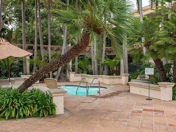 3rd image of 360 Por La Mar Cir