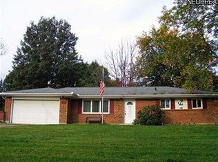 9014 N Bedford Rd, Macedonia, OH 44056