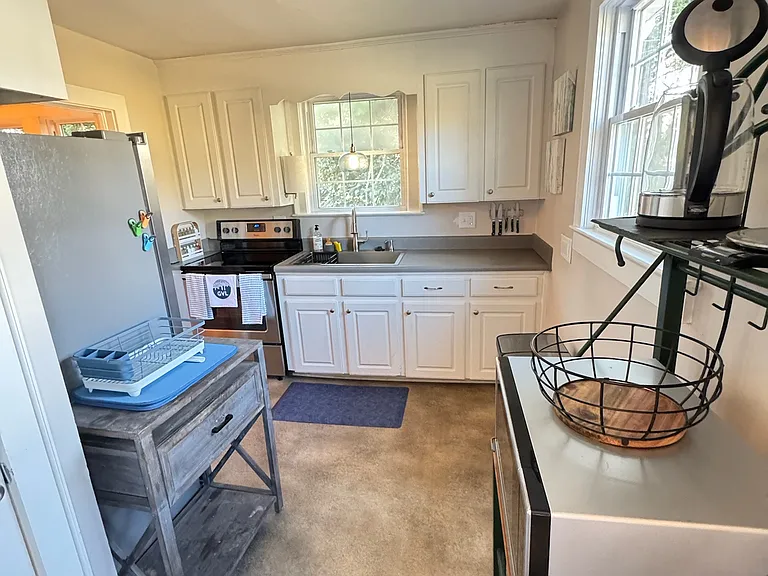 306 W Park Ave — Photo 8