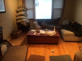 1703 W Nelson St, Chicago, IL 60657