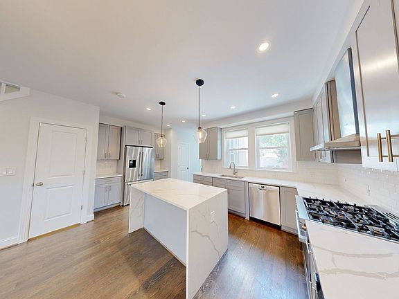 5th image of 4023 New Hampshire Ave NW