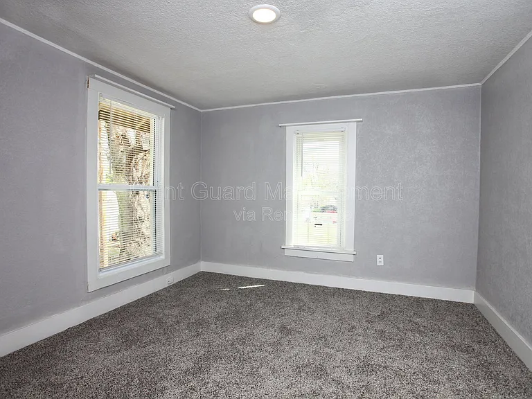 1225 S Pattie St #B — Photo 3