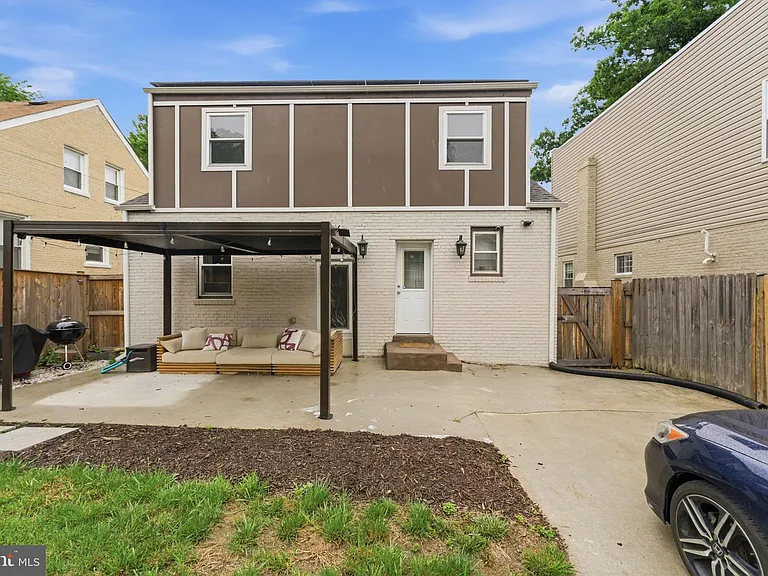 517 Lebaum St SE — Photo 57