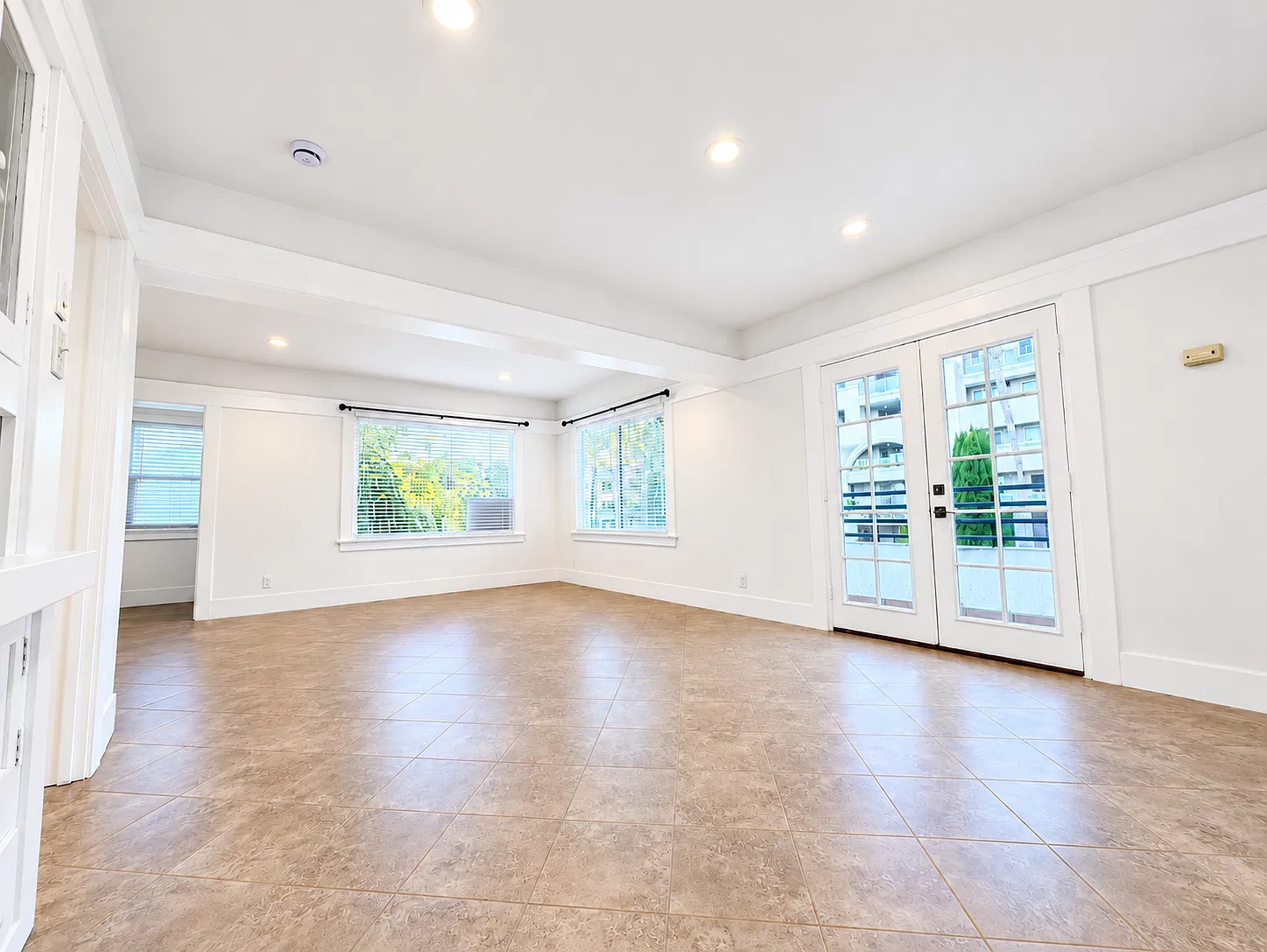 1 bed, 770 sqft, $2,150 — Photo 4