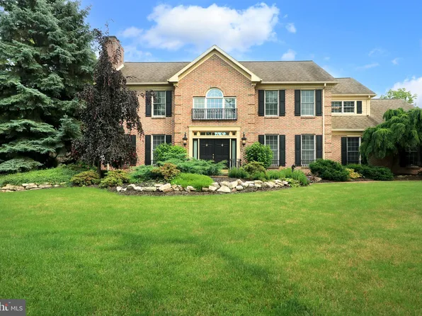 301 Dover Cir, State College, PA 16801