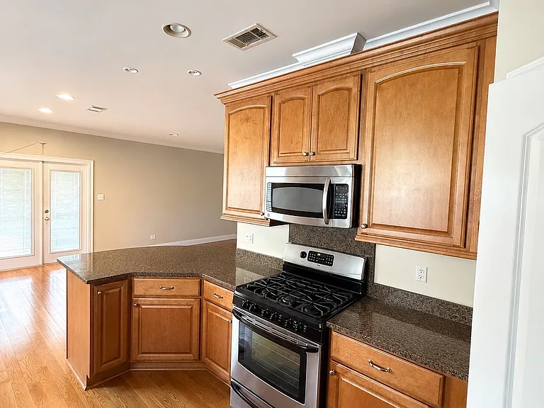 9125 Melrose Ln — Photo 9
