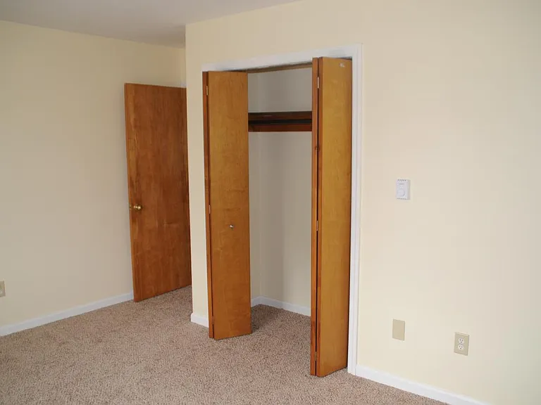 Bed room