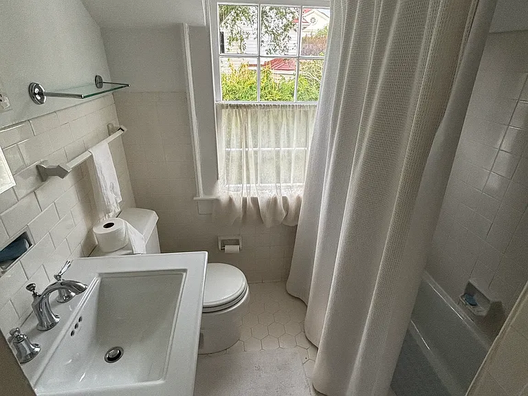 8 Ford Ct — Photo 19