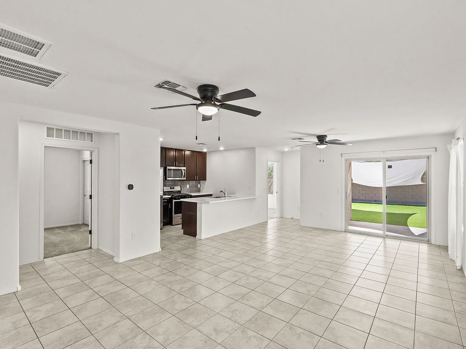 1011 W. Calle Calca - 1 — Photo 4