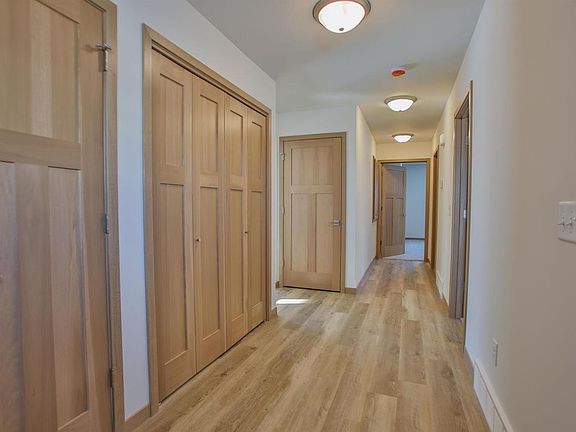 3rd image of 920 MORNING STAR LANE