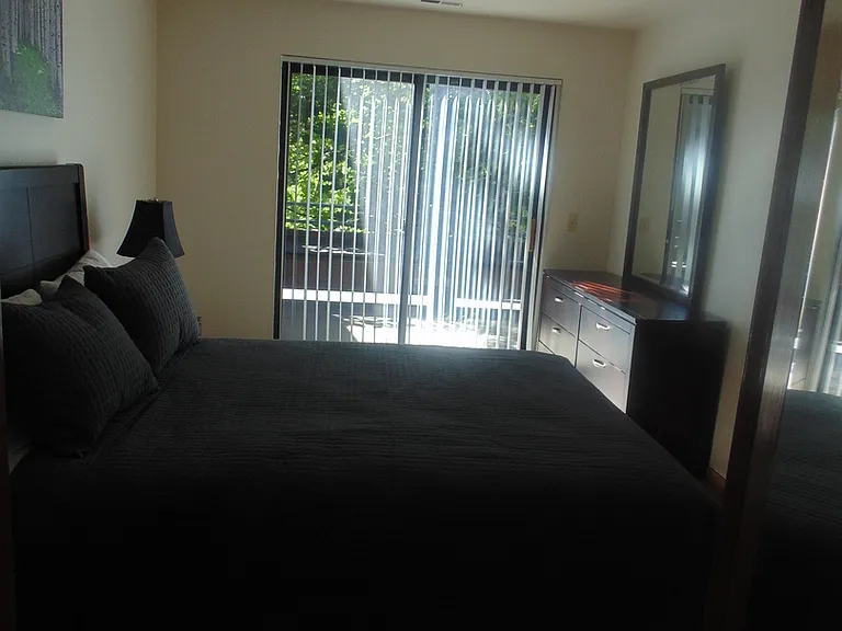 812 Walnut St #C — Photo 8