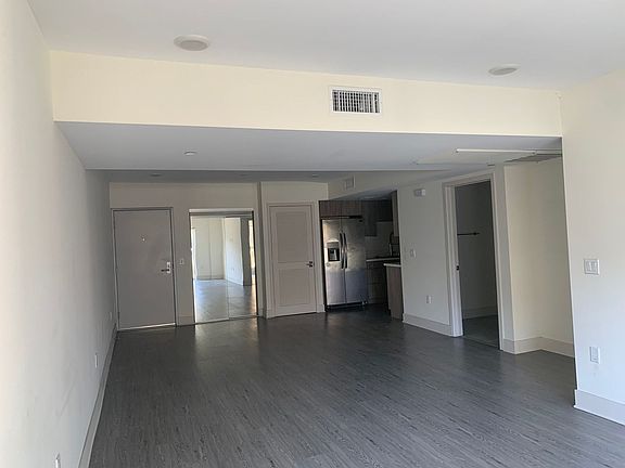 4th image of 2022 W Sunset Blvd APT 503