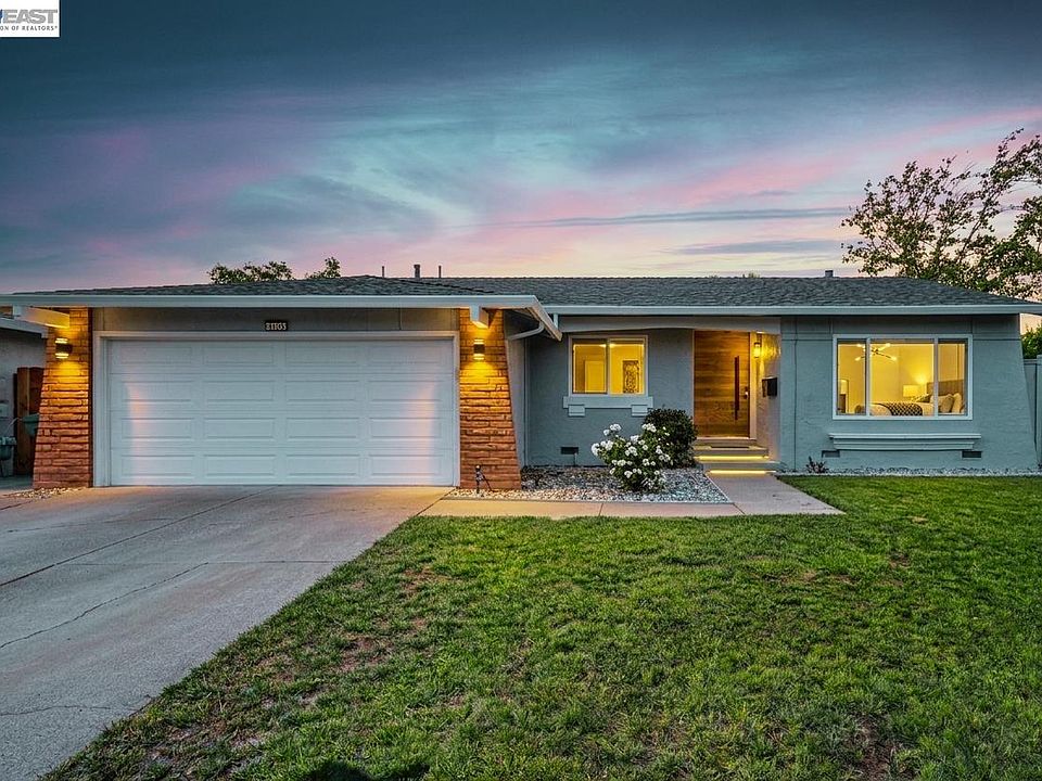 1st image of 3105 Rowe Pl