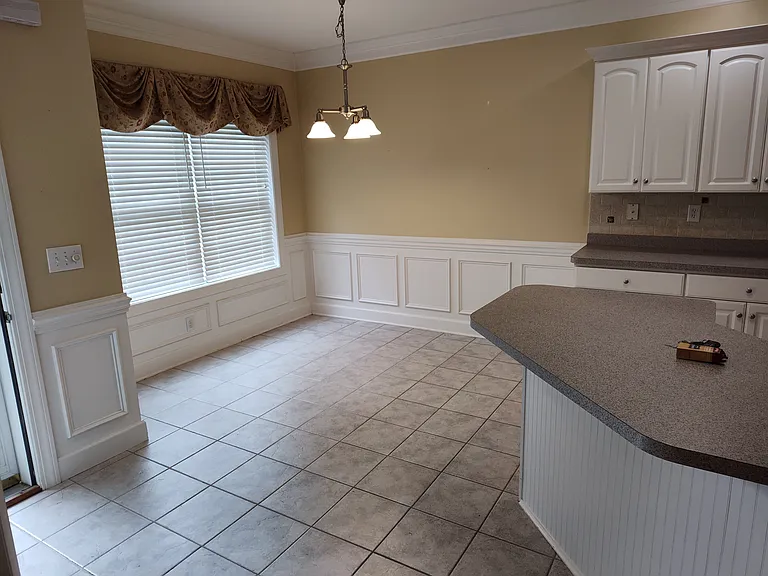 7 Ellis Ave #4 — Photo 3