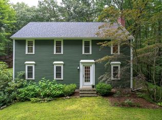 25 Woburn Abbey Dr, Bedford, NH 03110