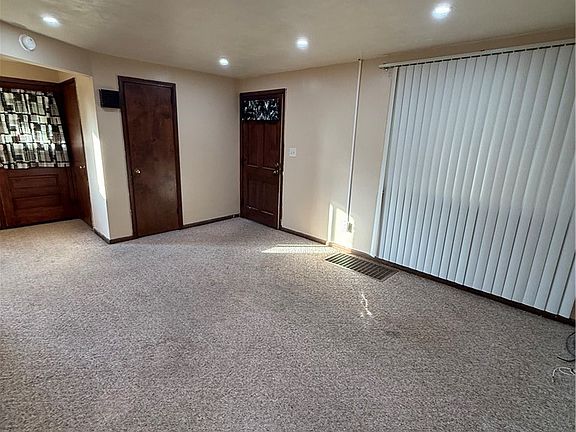 2nd image of 119 McMasters Dr