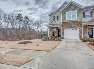 2725 Sawbridge Ln, Gastonia, NC 28056
