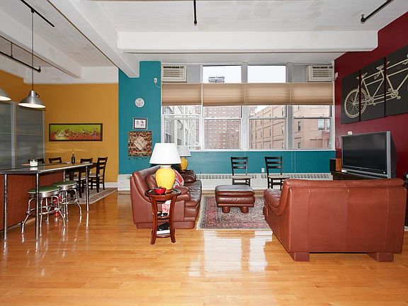 2nd image of 970 Kent Ave APT 511