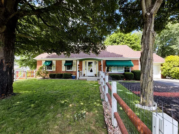 2072 N Columbus St, Lancaster, OH 43130