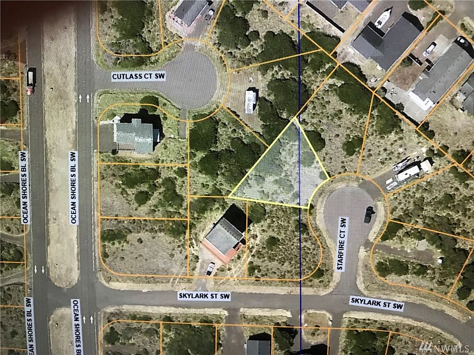 2nd image of 467 Starfire Ct