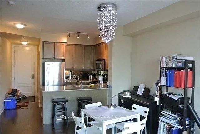 Bloorview Pl — Photo 6