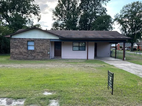 401 S Market St, Senath, MO 63876