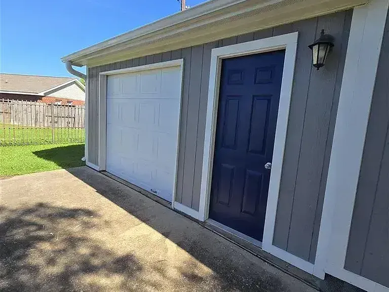 15706 Clarke Springs Dr #15706C — Photo 3