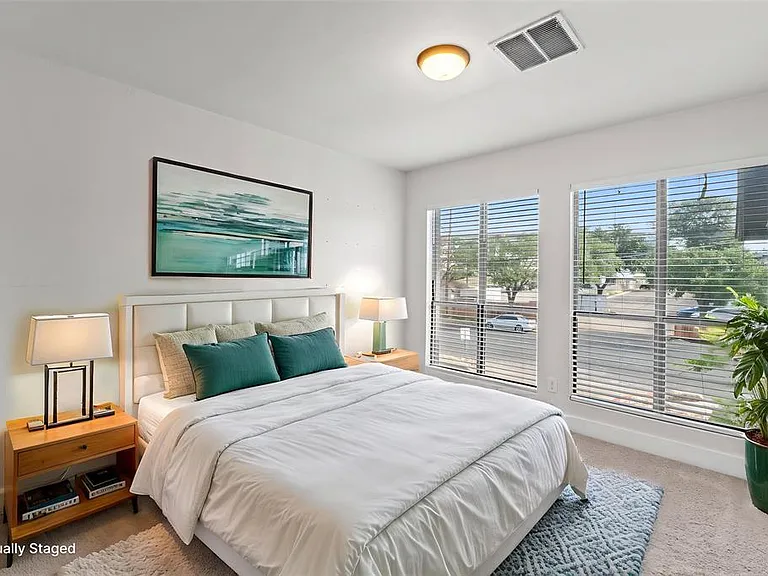 909 Reinli St #101 — Photo 8