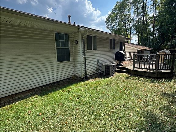 3rd image of 5366 Brownsville Rd