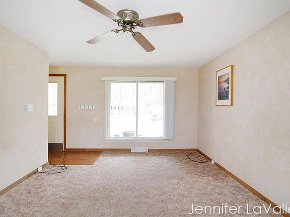 5th image of 4721 Westshire Dr NW
