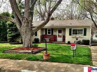 2008 Calhoun St, Bellevue, NE 68005