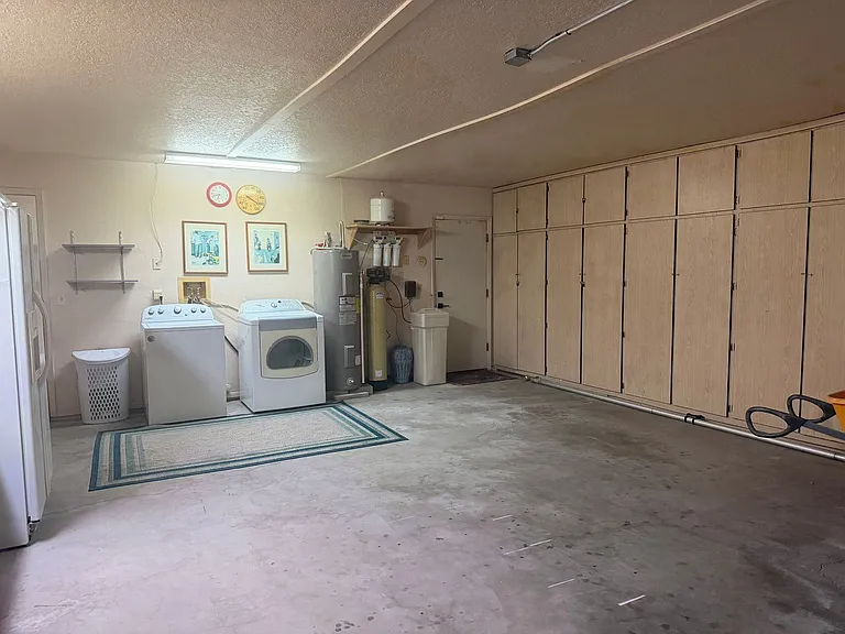 441 Silver King Dr — Photo 43
