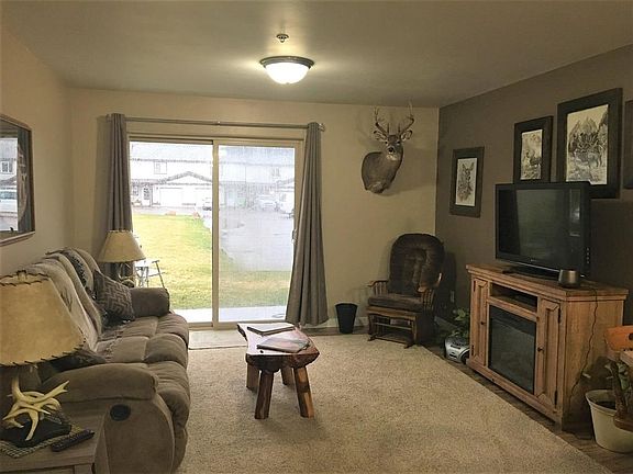 4th image of 1122 Cruiser Ln #1122D