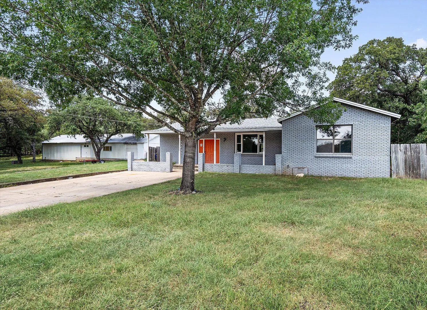 Incredible 3-Bedroom Home on Massive Lot in South Austin — Photo 2