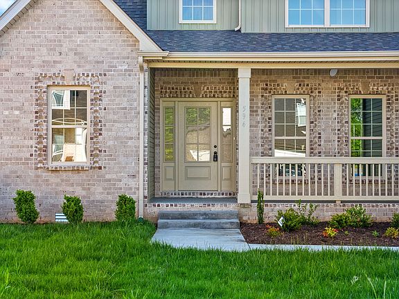 3rd image of 594 Alicia Dr Lot 7