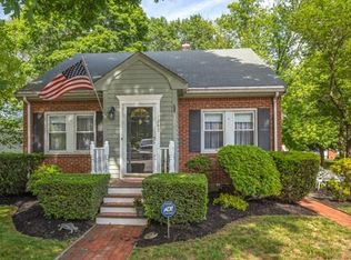 1282 Main St, Wakefield, MA 01880