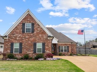 1266 Perry Pl, Hernando, MS 38632